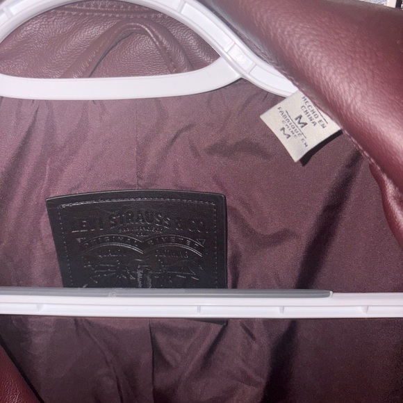Levi Strauss Burgundy Vegan Leather Jacket Size M- NWT - Picture 4 of 4